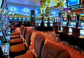 Casino-style games including slots and live dealer games available on phfan platform